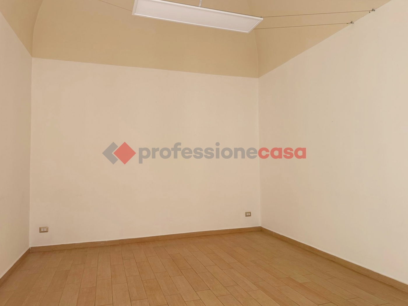 Ufficio ristrutturato a Catania