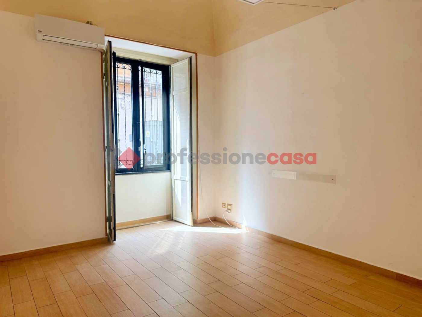 Ufficio ristrutturato a Catania