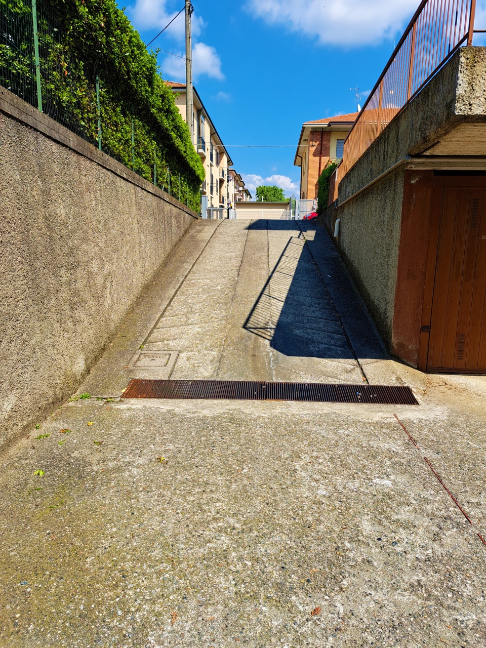 Box o garage in vendita a Osio Sotto