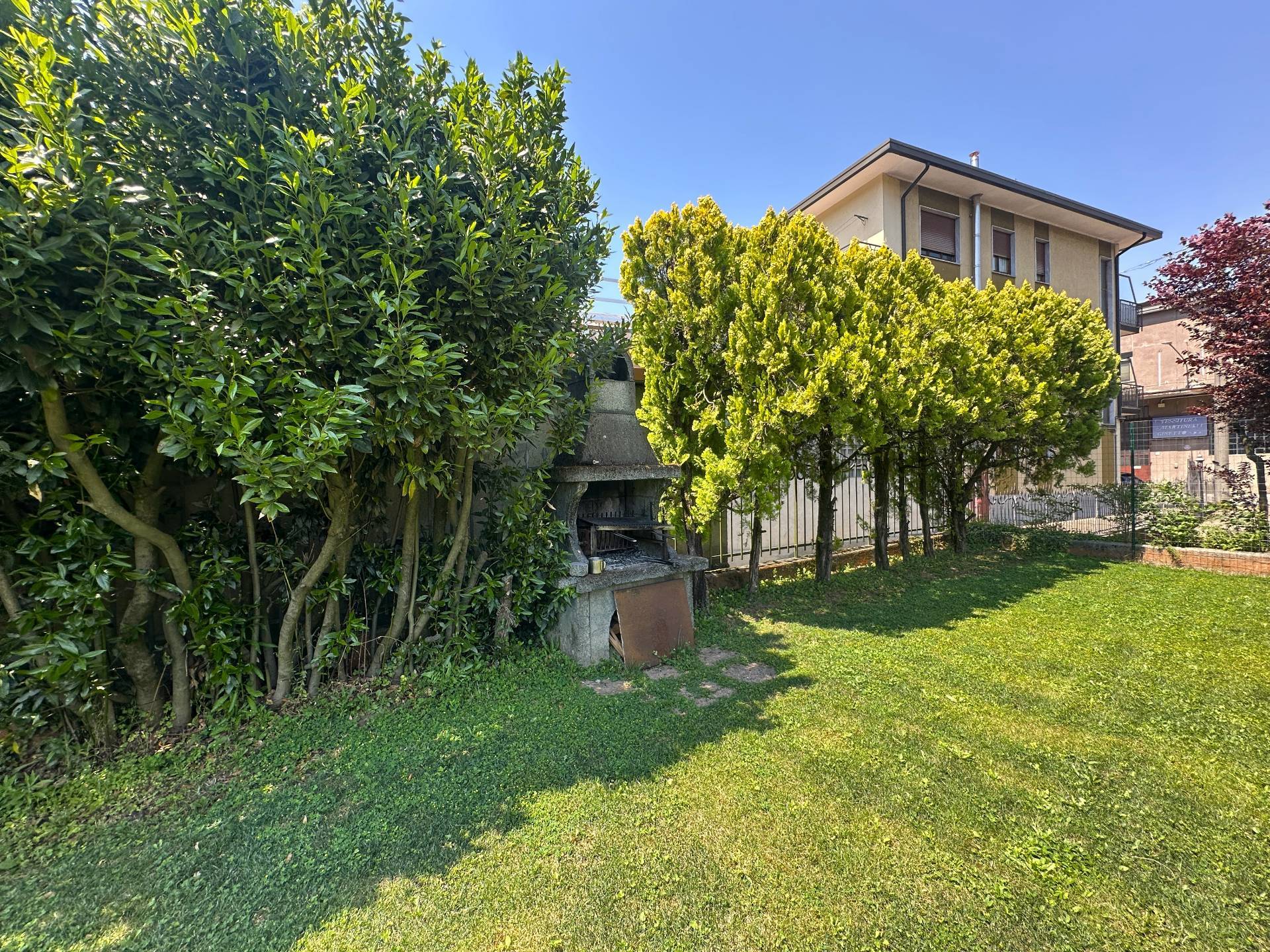 Appartamento in villa in vendita a Leffe