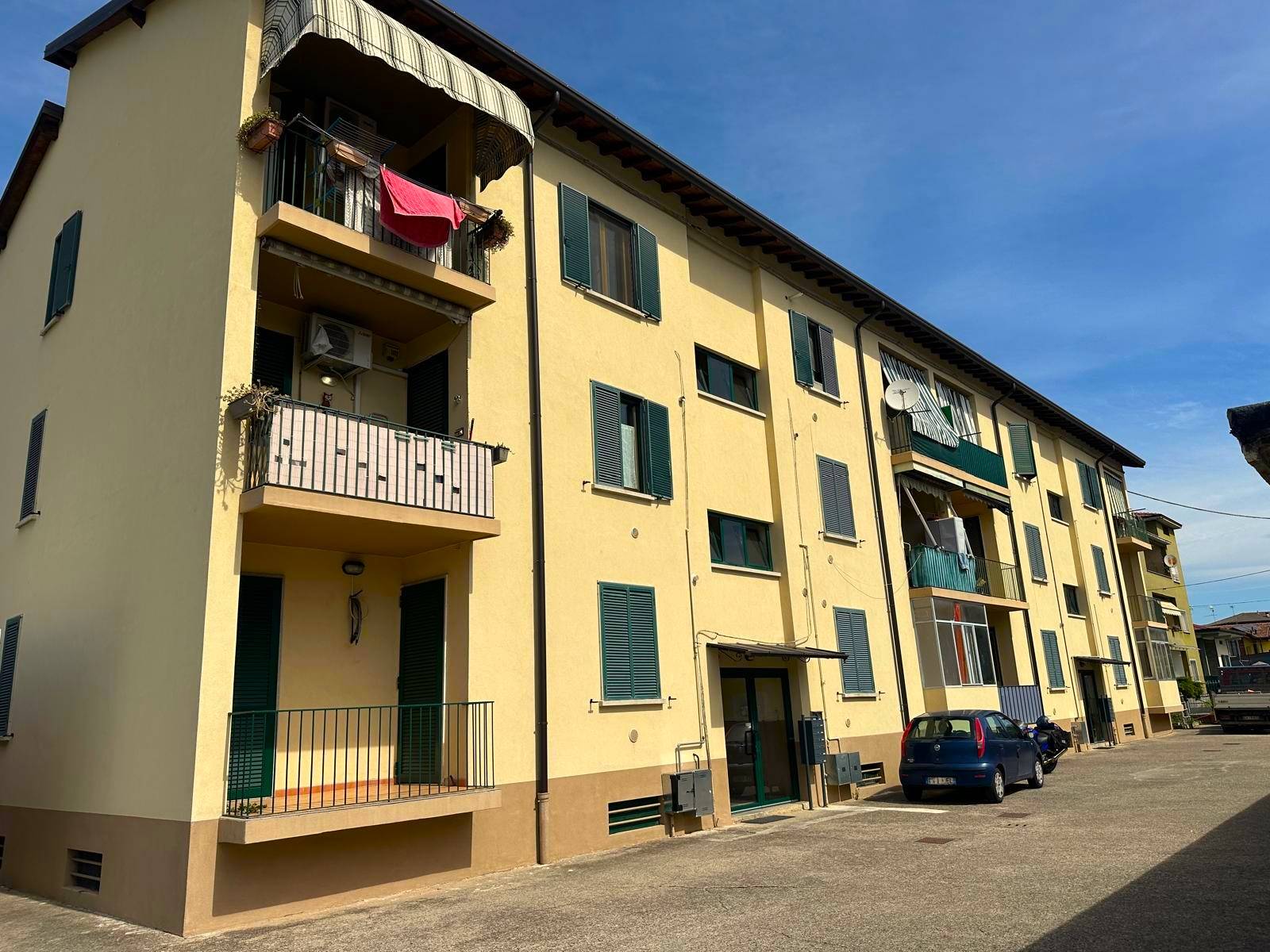 Appartamento in vendita a Bonate Sotto