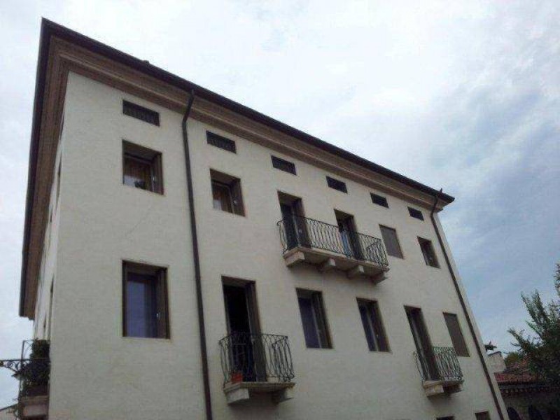 Vende appartamento Vicenza