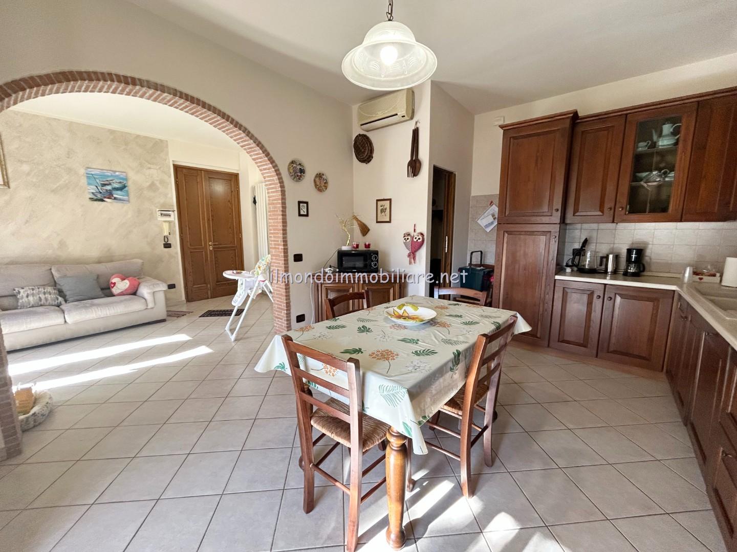 Trilocale arredato in affitto, Rosignano Marittimo vada