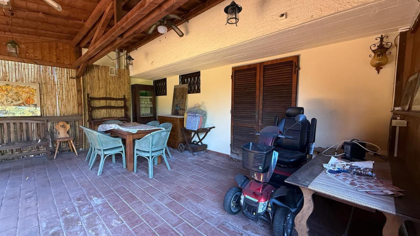 Villa con giardino a Pietrasanta