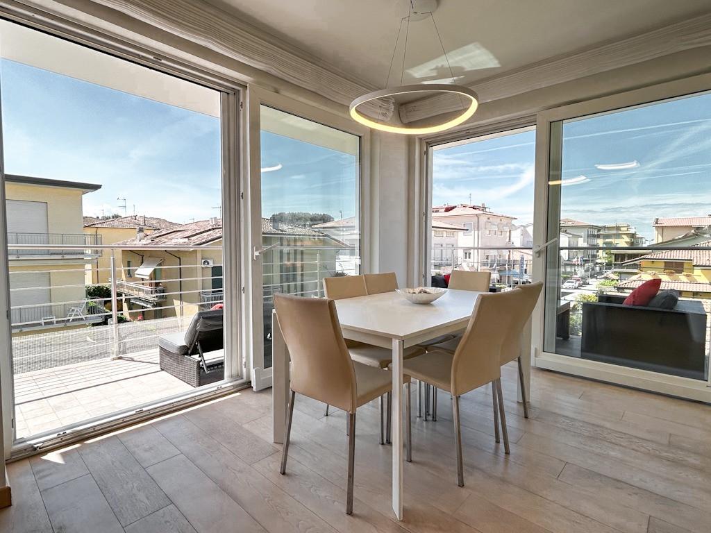 Appartamento in vendita, Camaiore lido di