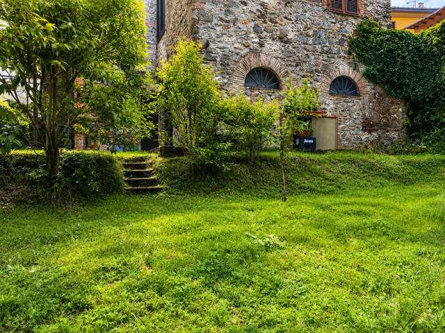 Rustico con giardino, Massarosa quiesa