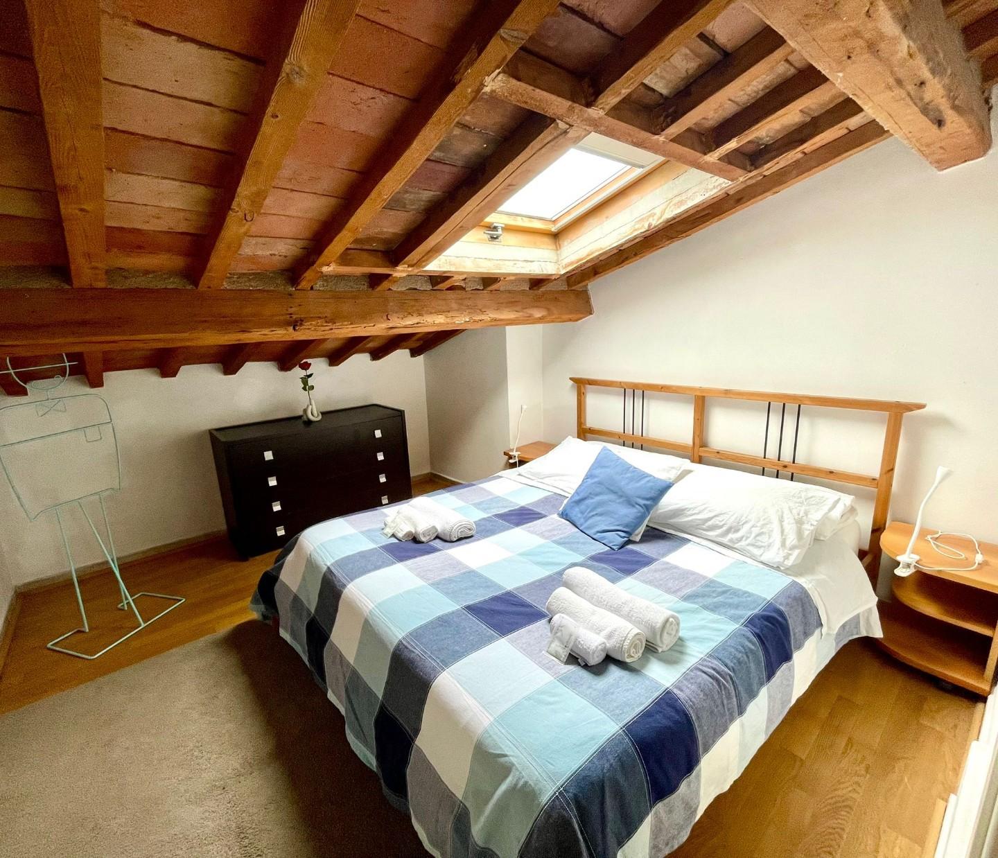 Attico arredato in affitto, Livorno centro