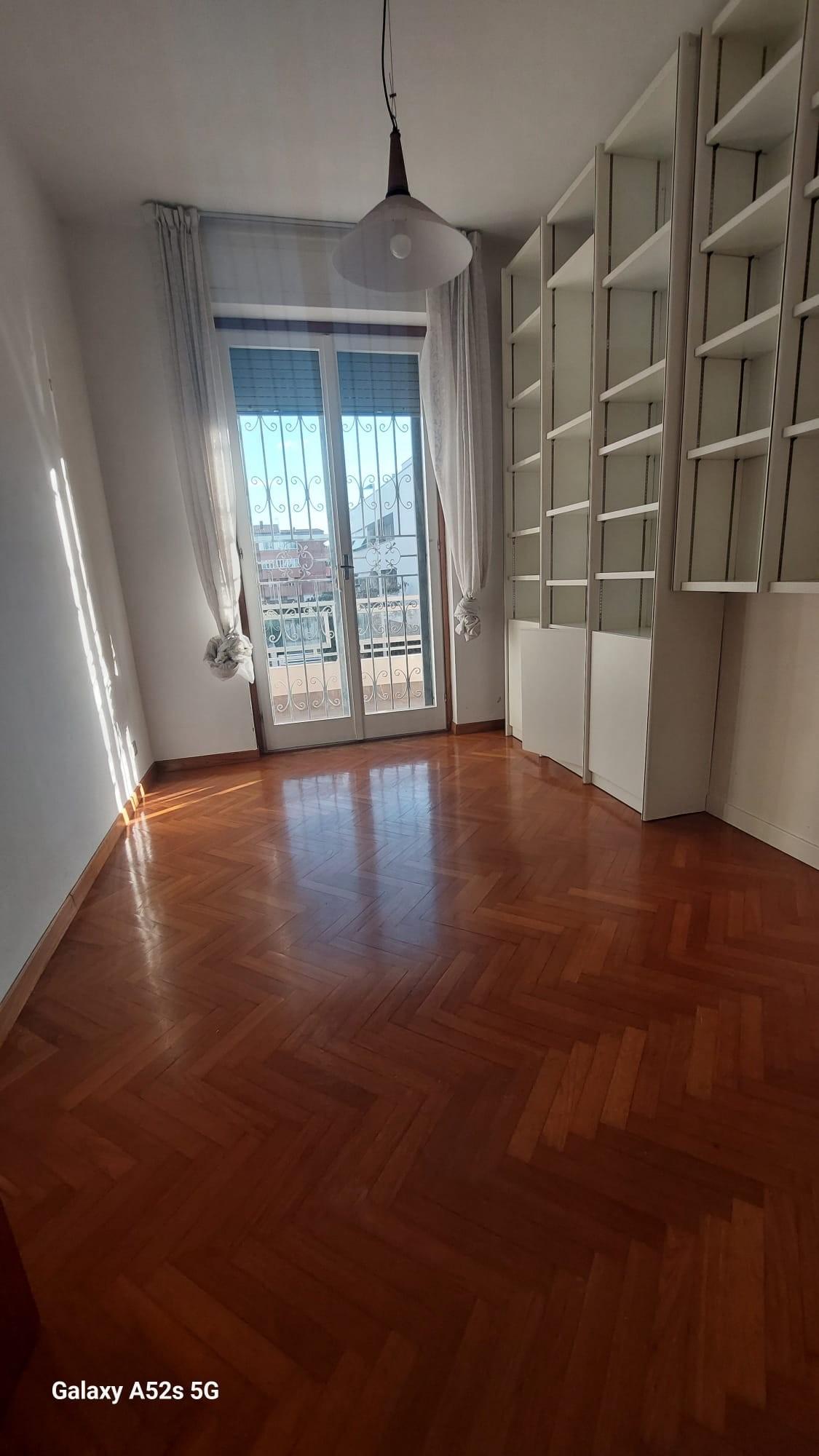 Appartamento vista mare, Livorno banditella