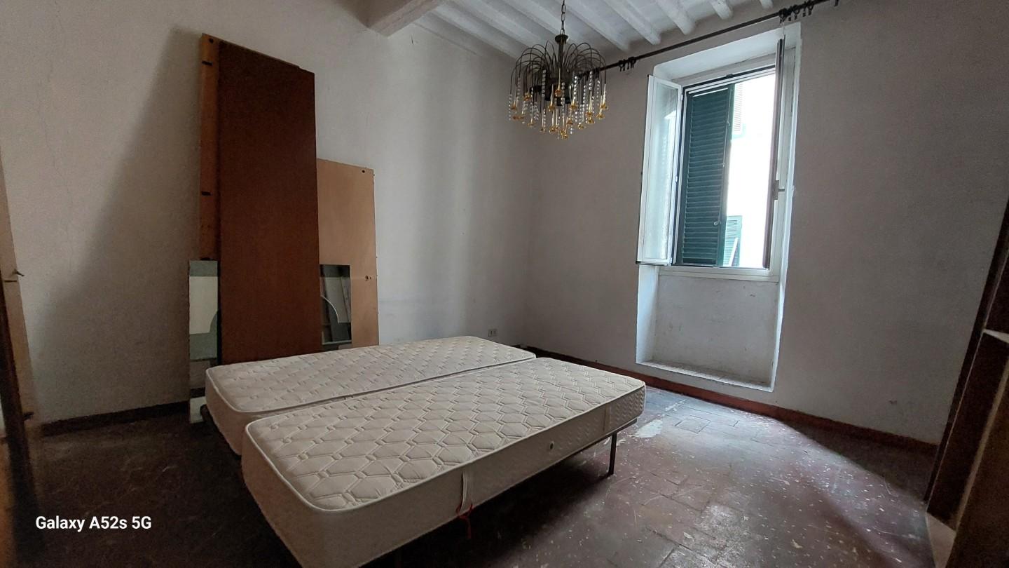 Trilocale ristrutturato a Livorno