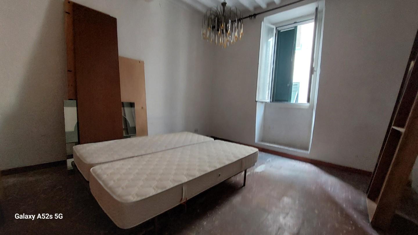 Trilocale ristrutturato a Livorno