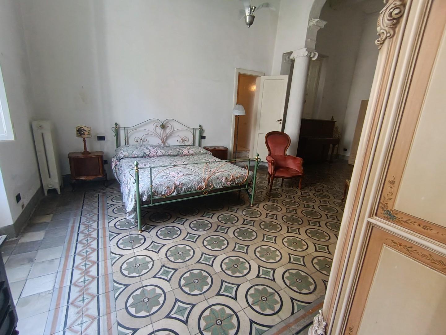 Appartamento da ristrutturare, Livorno centro