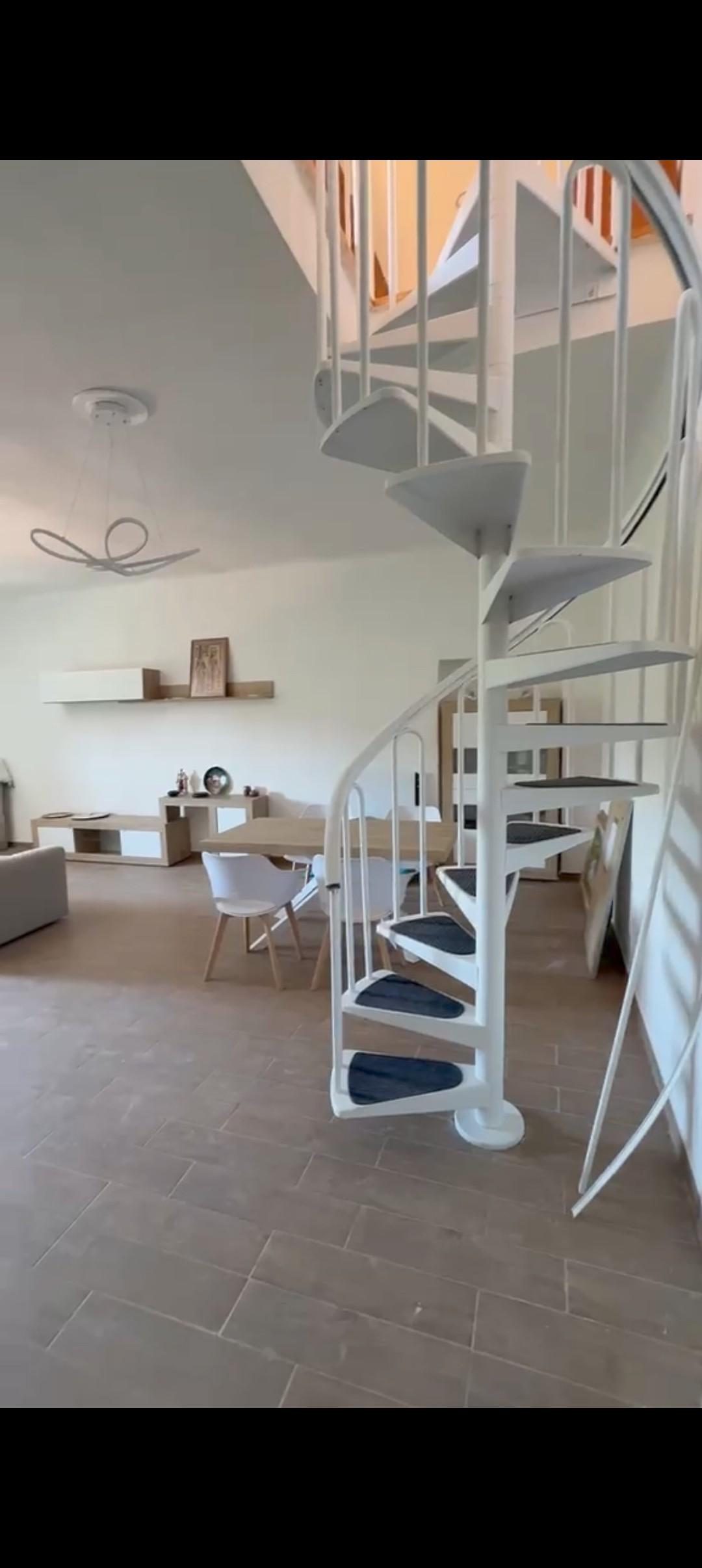 Bilocale arredato in affitto, Livorno montenero