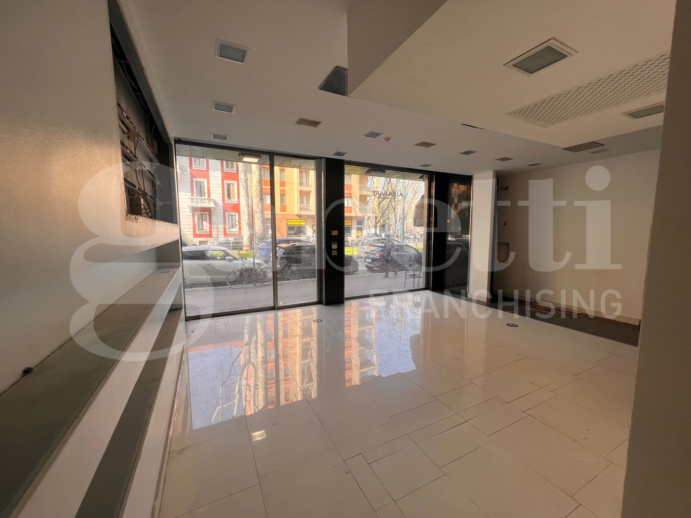 Negozio a basso consumo a Milano