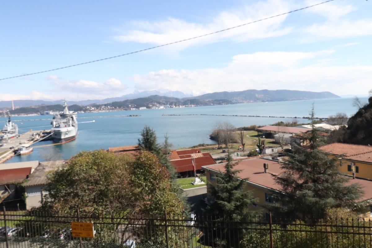 Quadrilocale in vendita a La Spezia