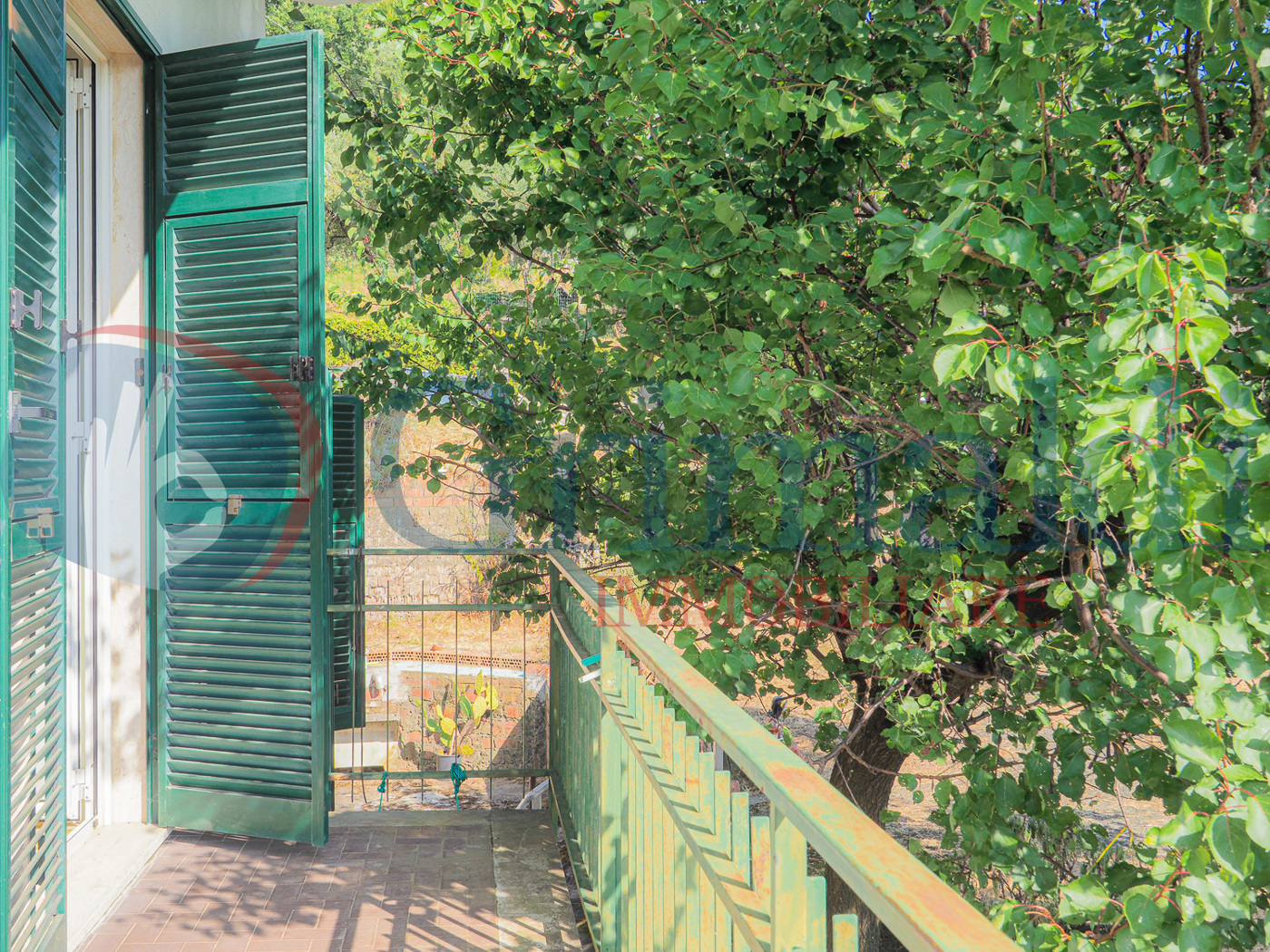 Villa da ristrutturare a Vezzano Ligure