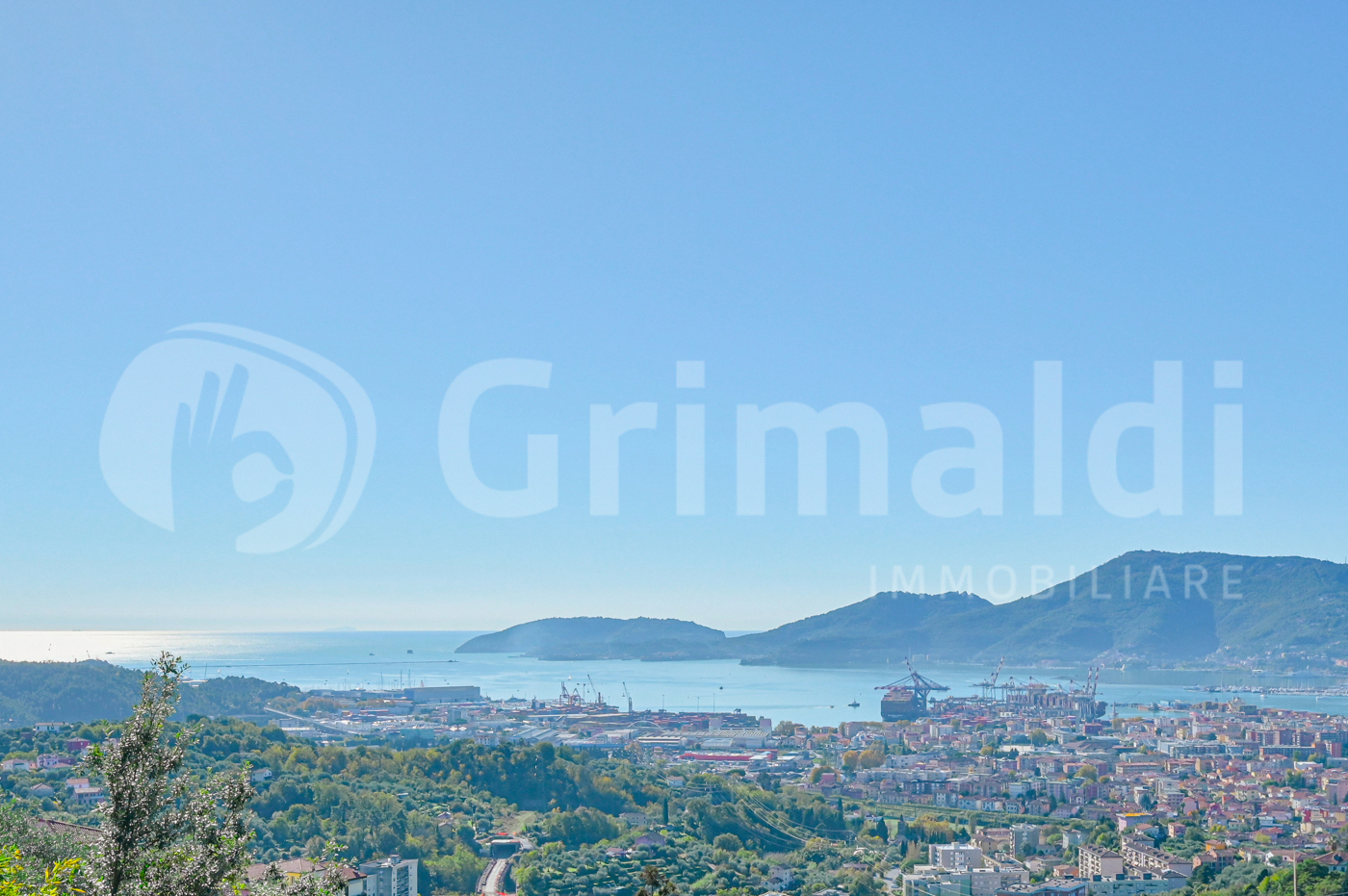 Casa indipendente in vendita a Vezzano Ligure