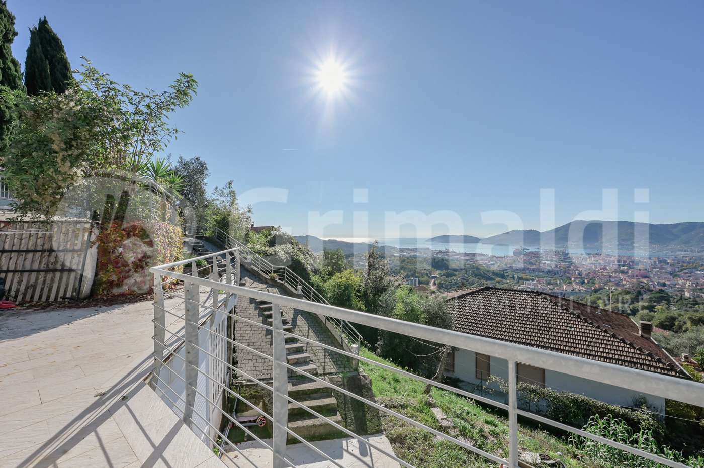 Casa indipendente in vendita a Vezzano Ligure