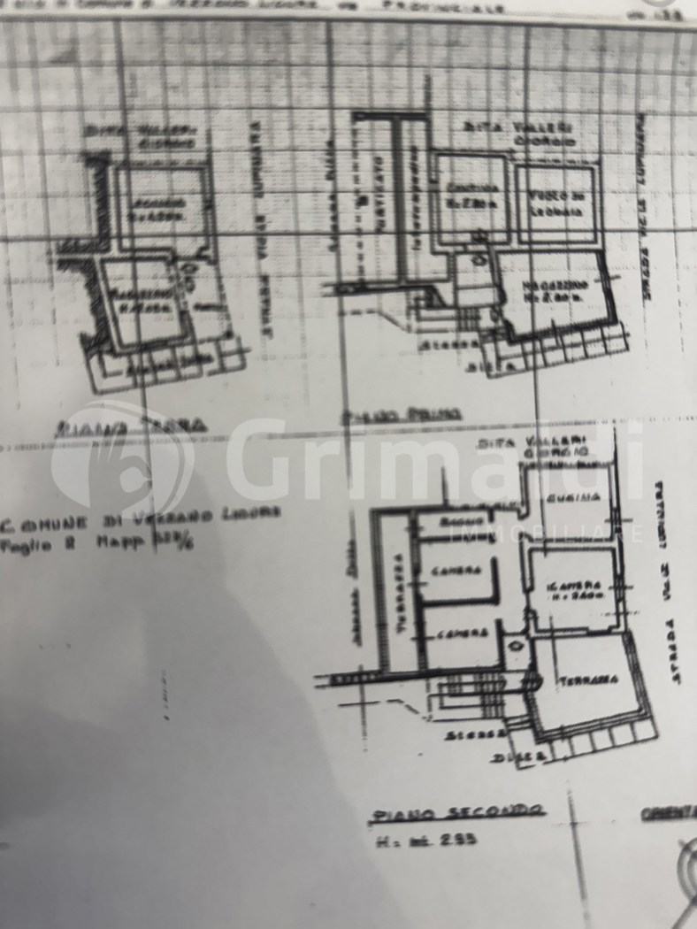 Quadrilocale da ristrutturare a Vezzano Ligure