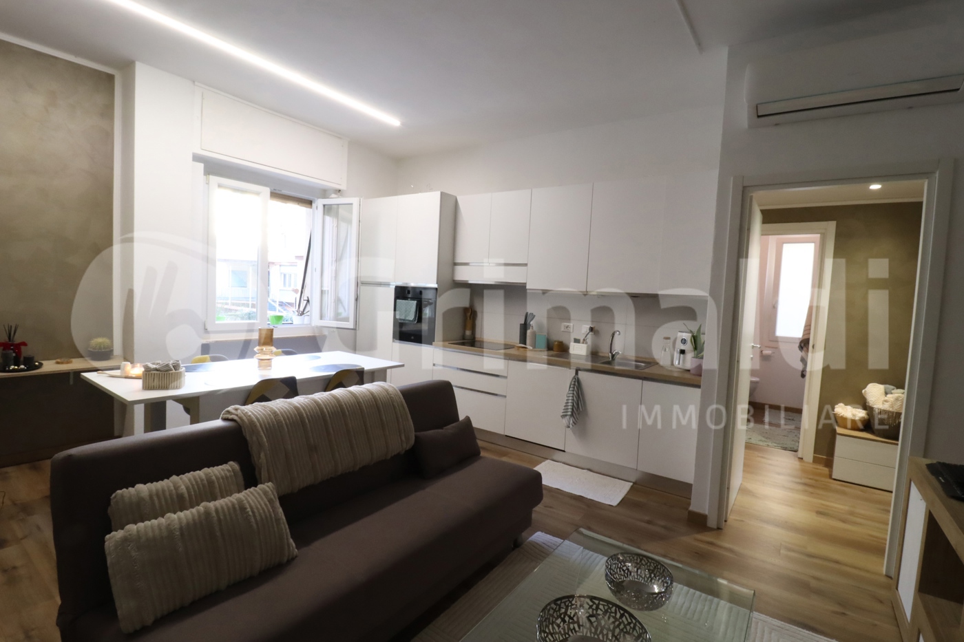 Quadrilocale arredato in affitto a La Spezia