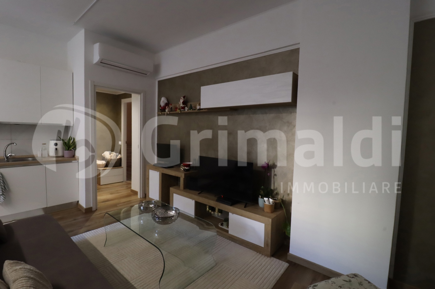 Quadrilocale arredato in affitto a La Spezia