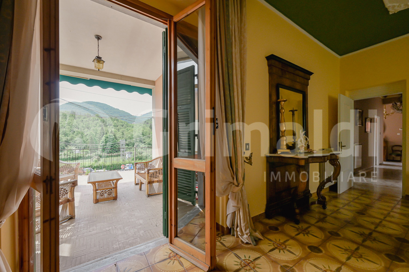 Casa indipendente con giardino a Ricc� del Golfo di Spezia