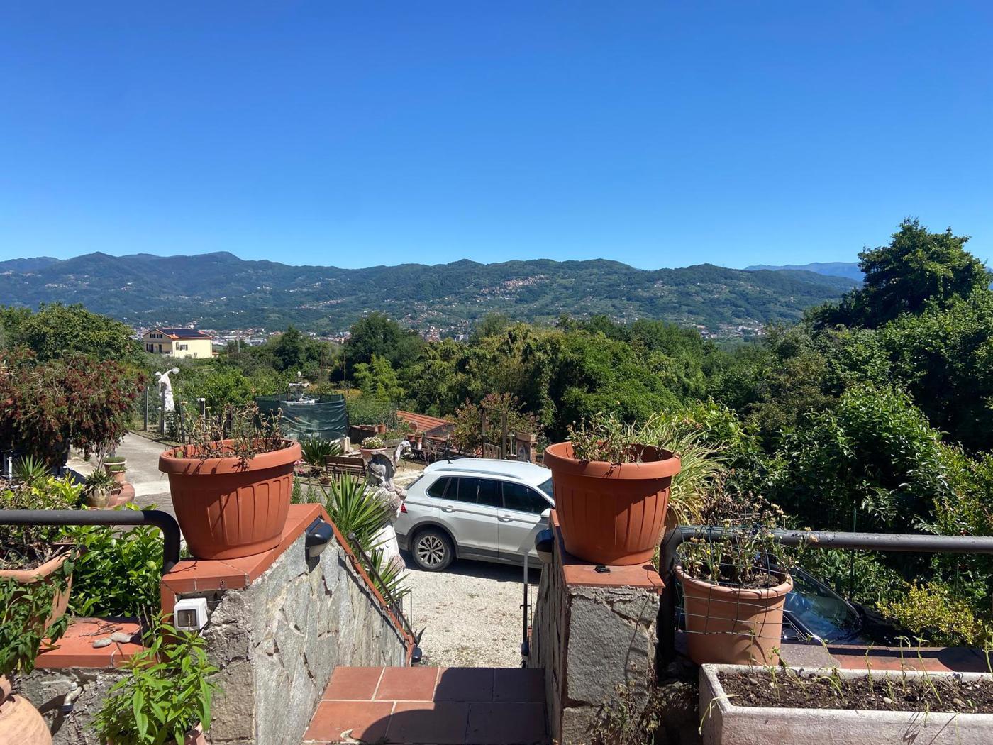 Villa in vendita a Vezzano Ligure