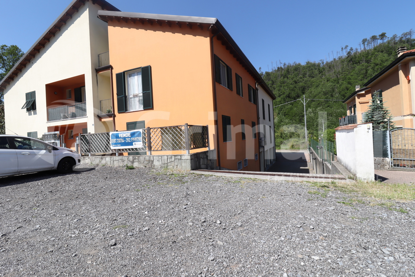 Bilocale da ristrutturare a Ricc� del Golfo di Spezia