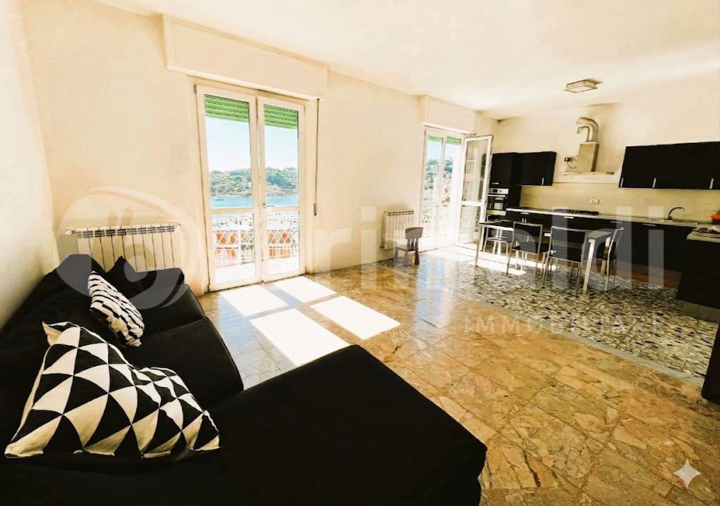 Appartamento in vendita a Portovenere