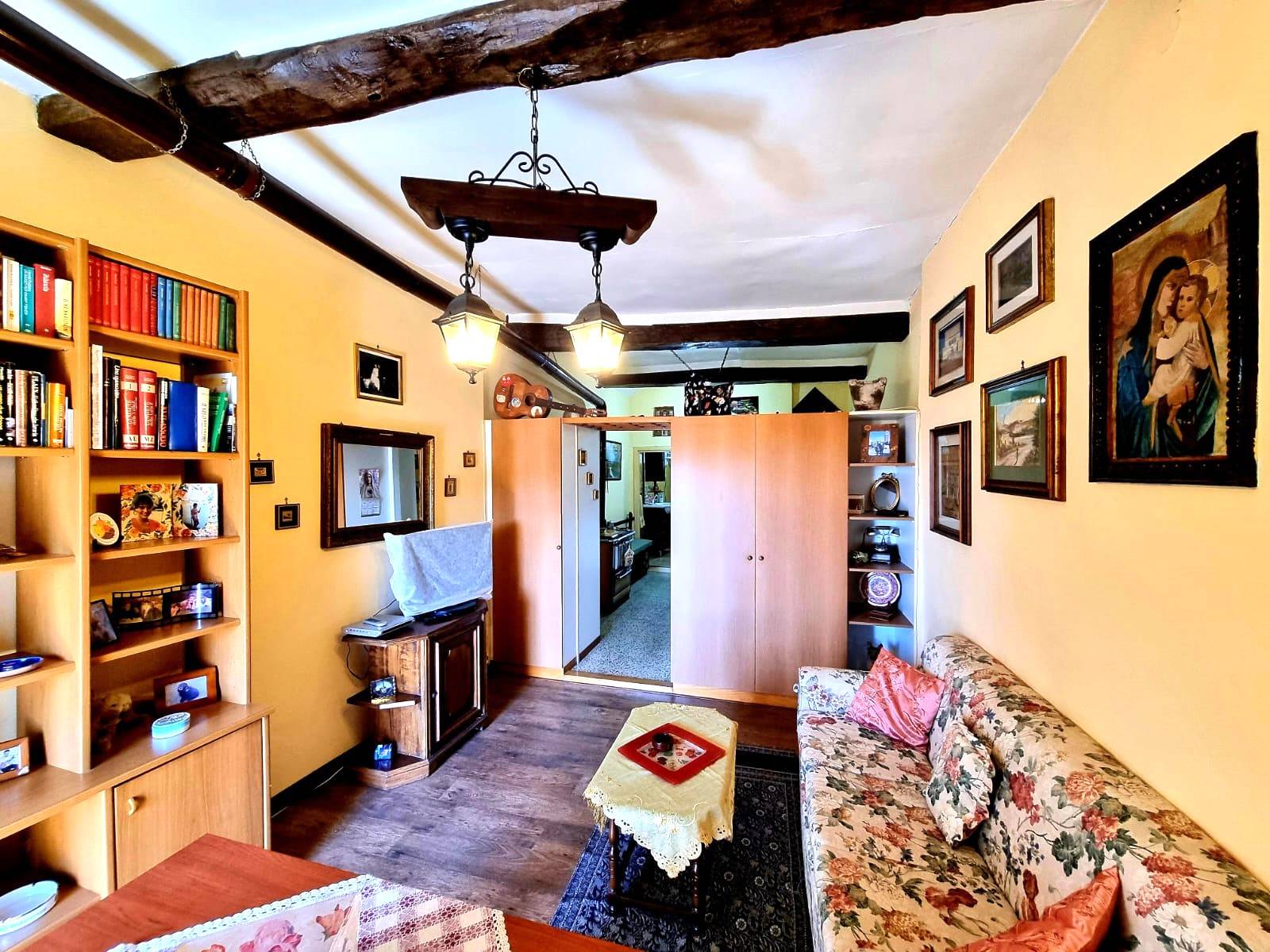 Appartamento in vendita a Caprarola, Centro storico