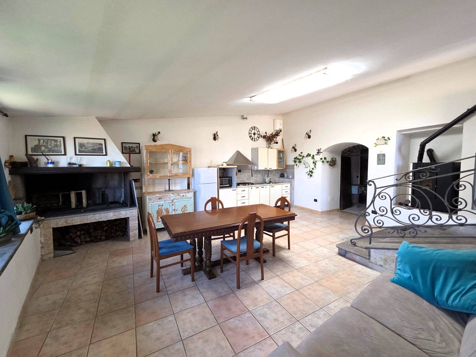Loft in vendita a Caprarola, Centro storico