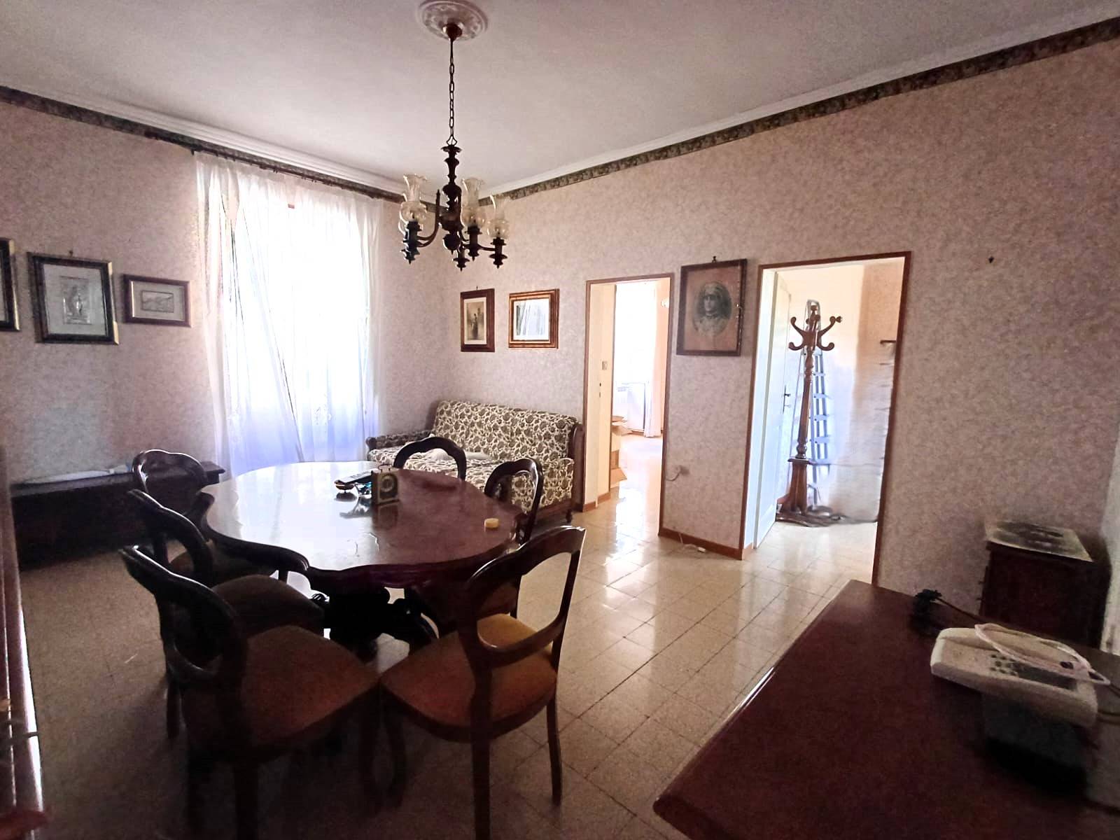 Appartamento in vendita a Caprarola