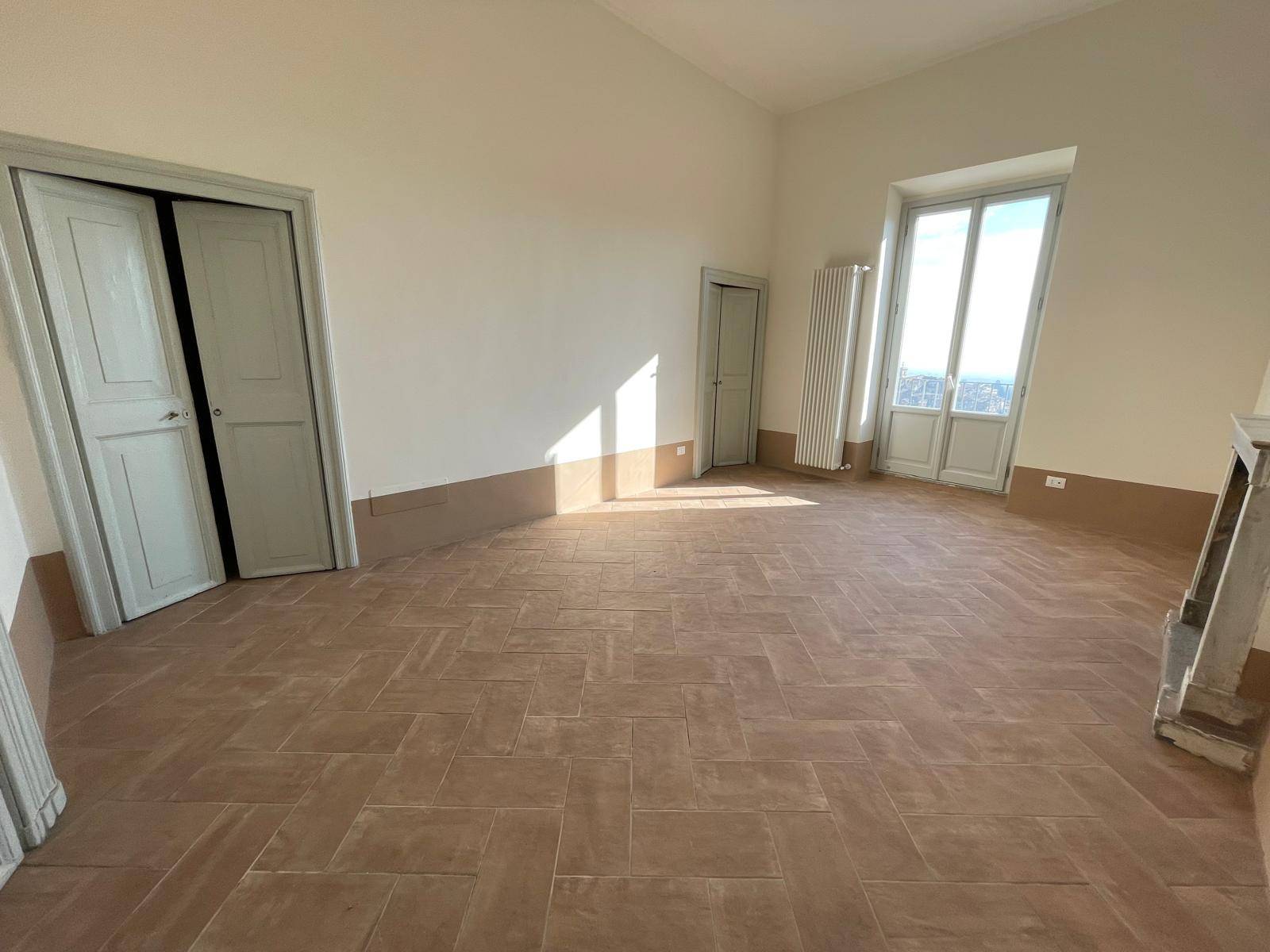 Appartamento in vendita a Caprarola, Centro storico