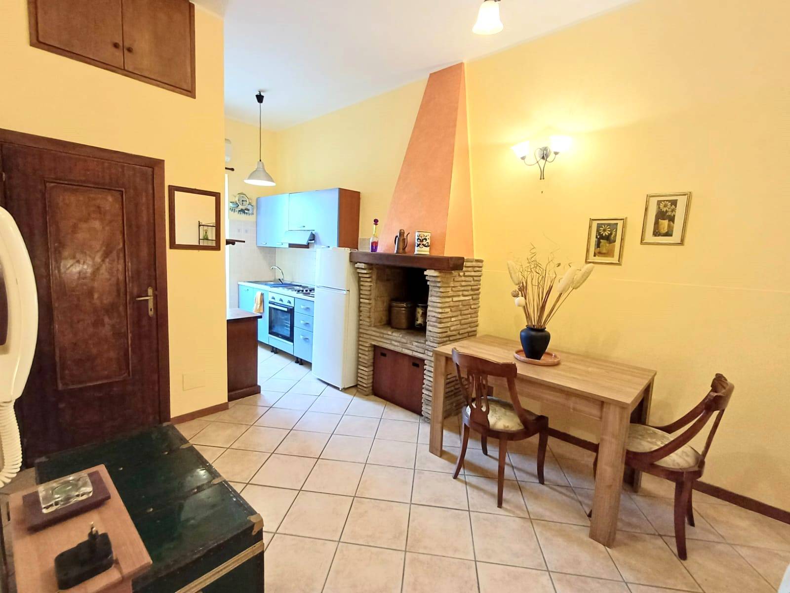 Appartamento in vendita a Caprarola, Centro storico