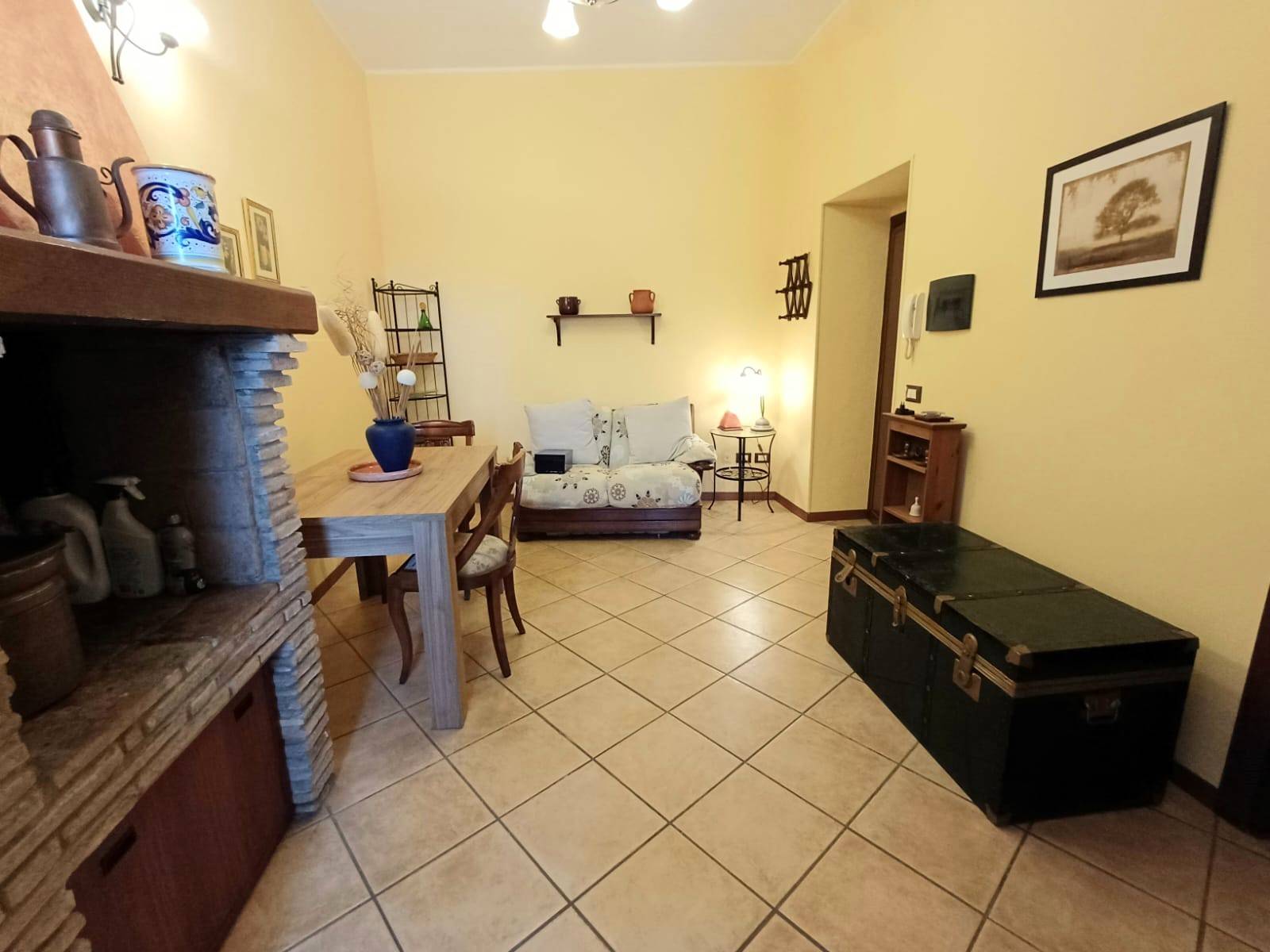 Appartamento in vendita a Caprarola, Centro storico