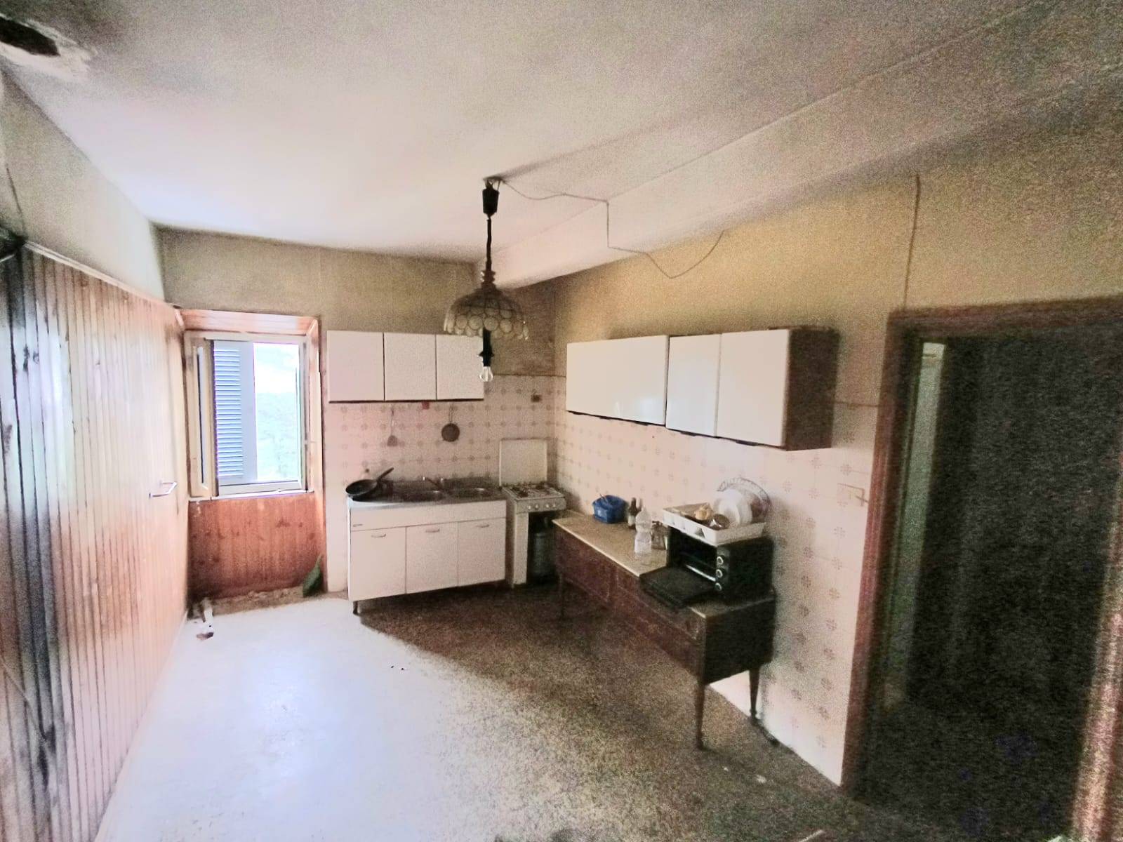 Appartamento in vendita a Caprarola, Centro storico