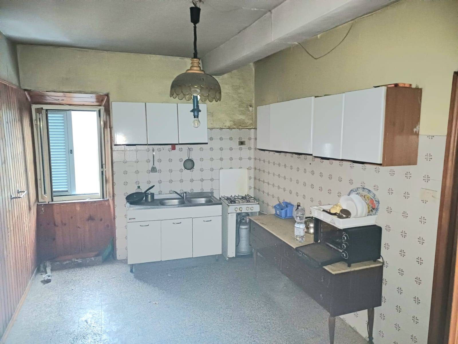 Appartamento in vendita a Caprarola, Centro storico