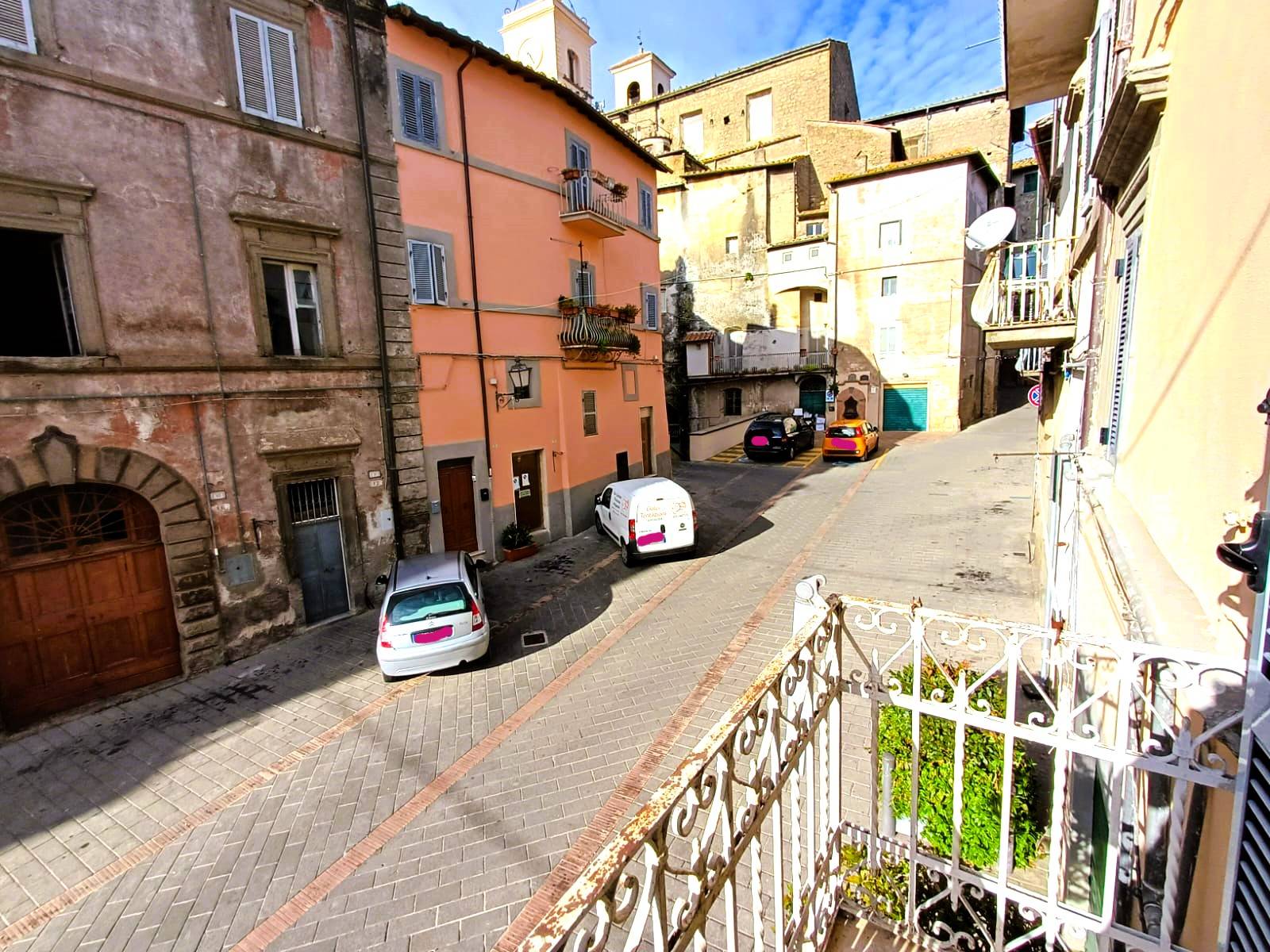 Appartamento in vendita a Caprarola, Centro storico