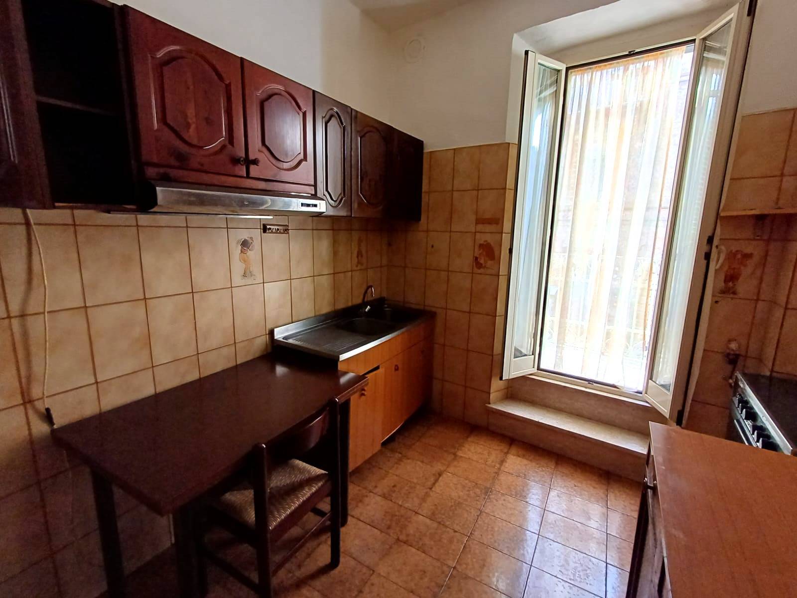 Appartamento in vendita a Caprarola, Centro storico