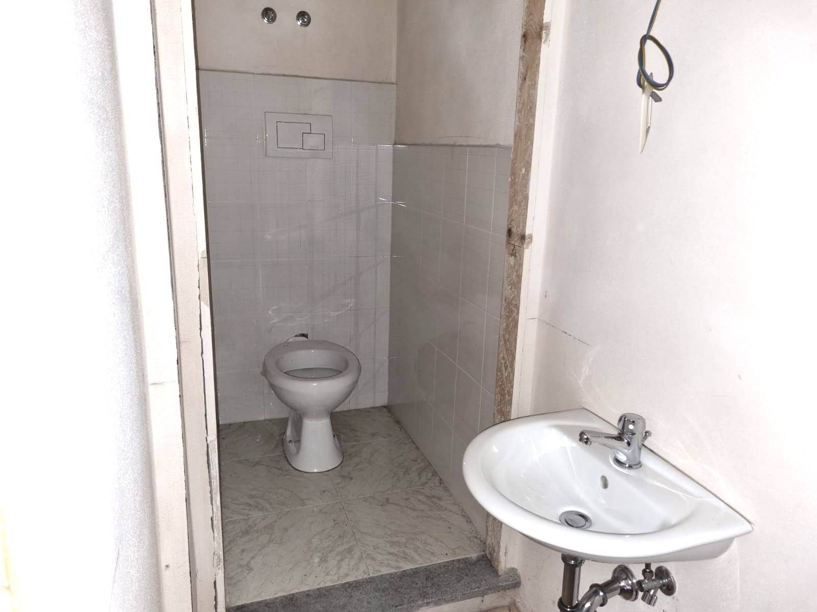 magazzino in vendita a Caprarola, Centro storico