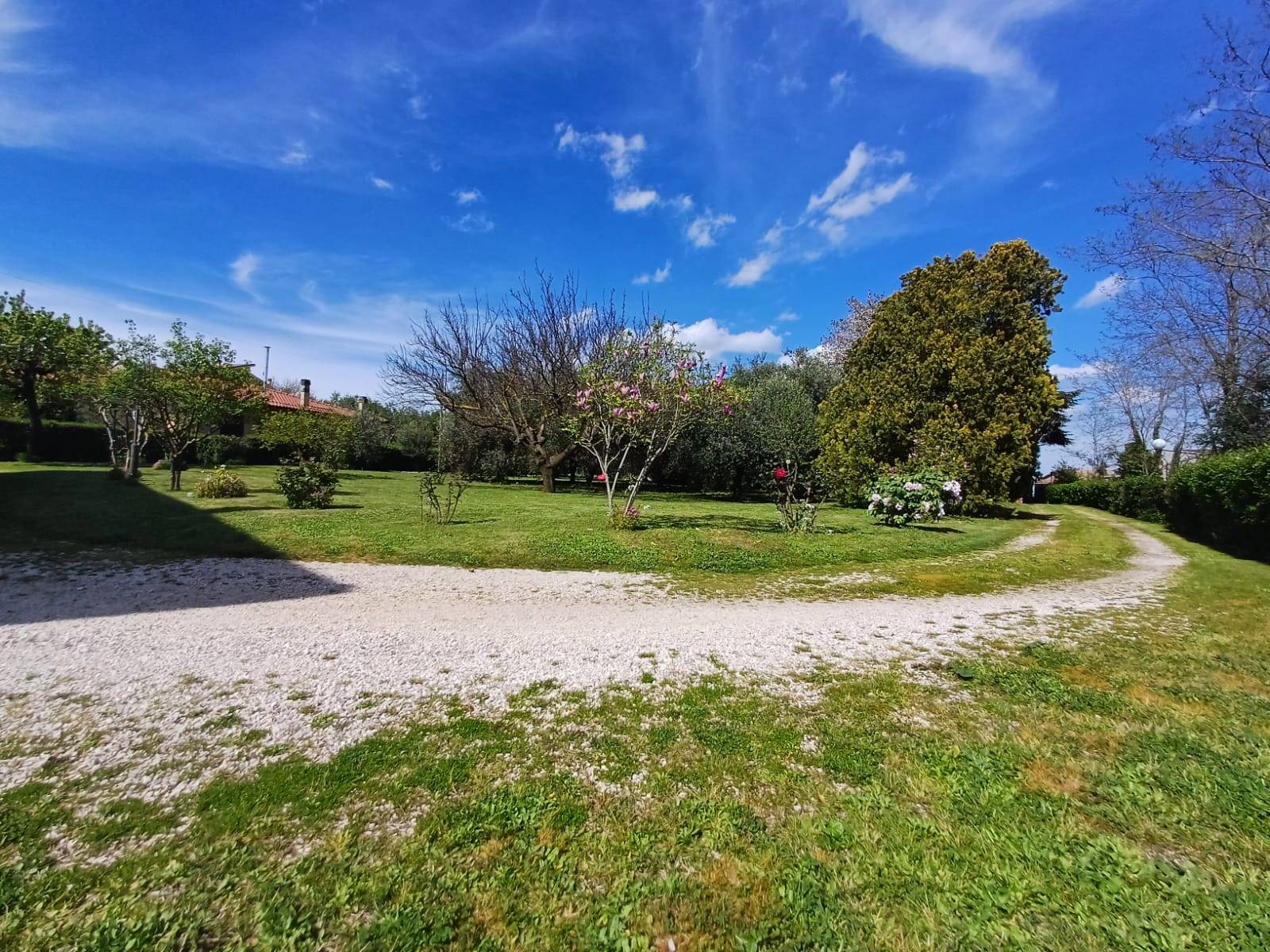 Villa in vendita a Caprarola