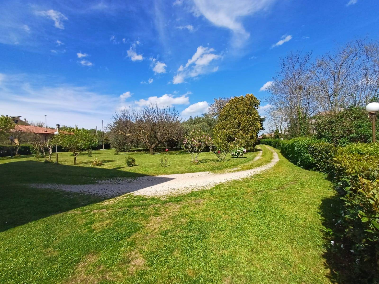 Villa in vendita a Caprarola