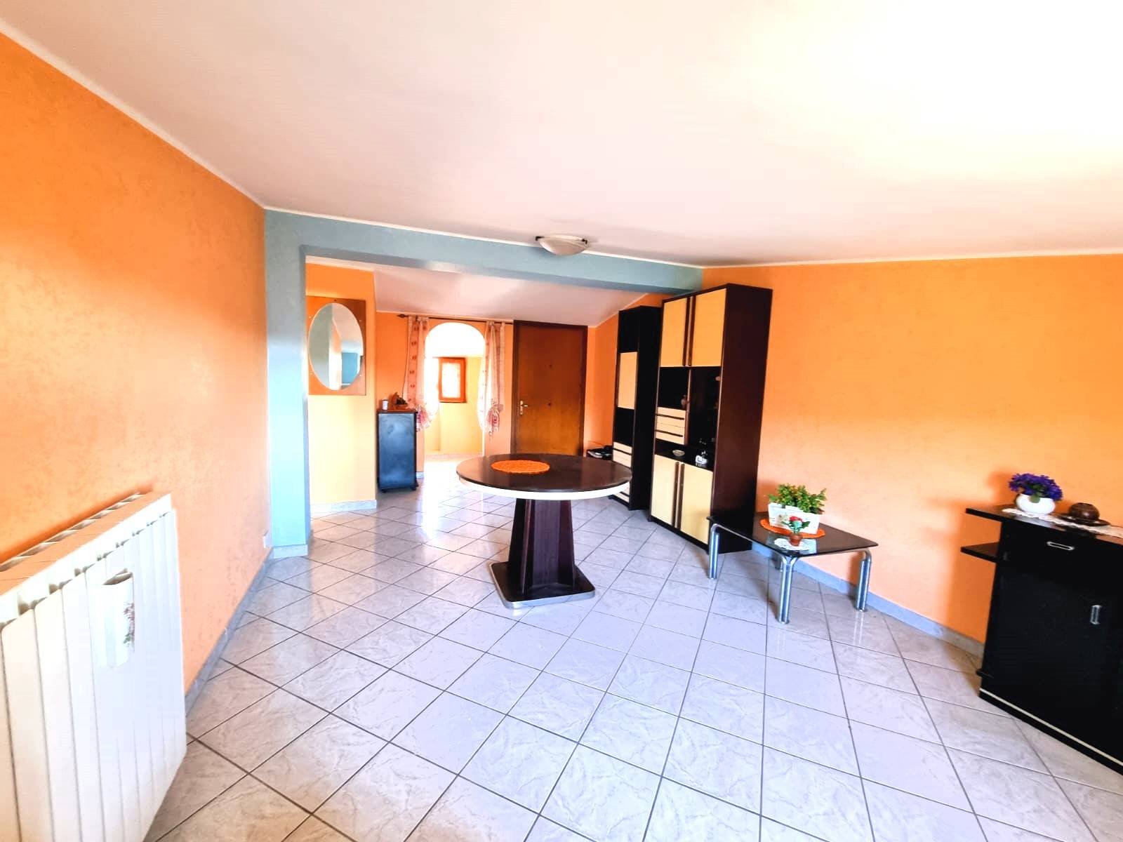 mansarda in vendita a Caprarola, Localit Paradisa