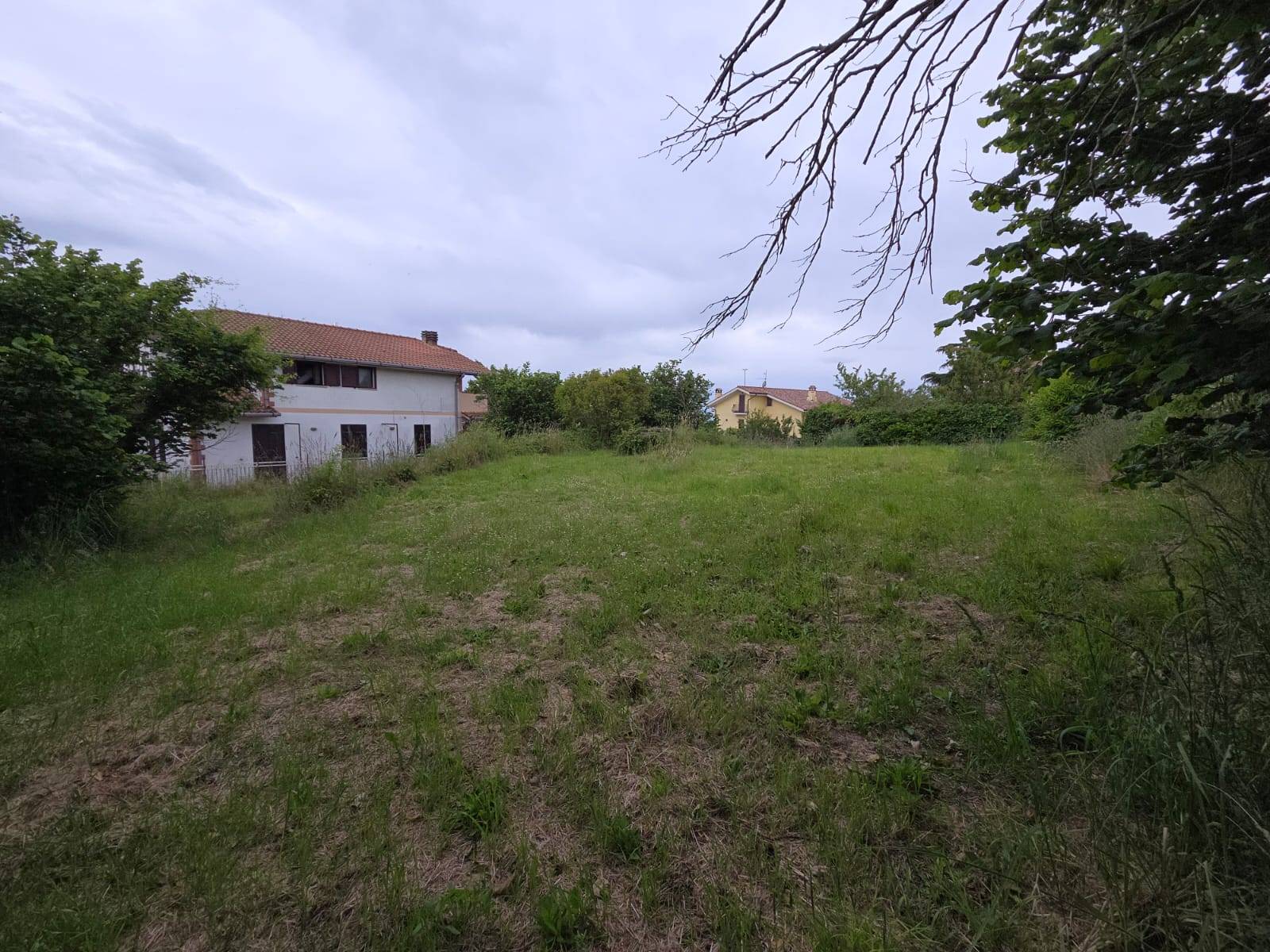 Terreno edificabile in vendita a Caprarola