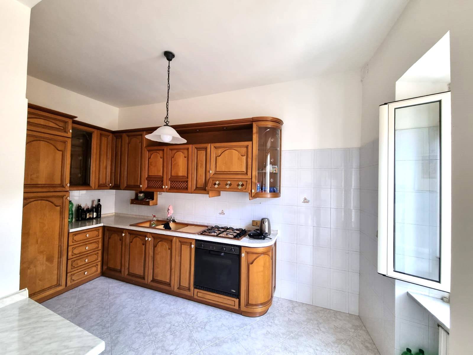 Appartamento in vendita a Caprarola