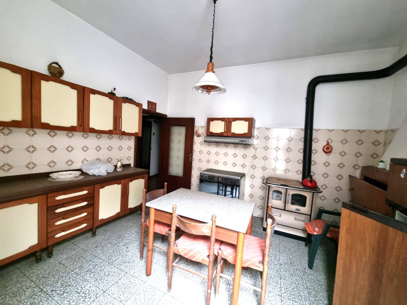 Appartamento in vendita a Caprarola, Centro storico