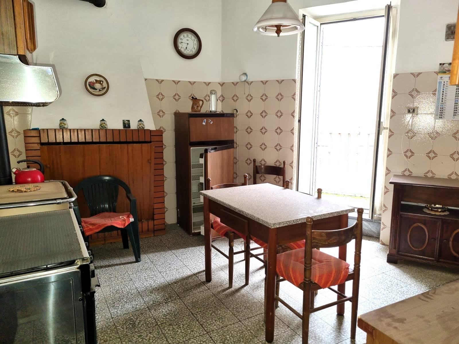 Appartamento in vendita a Caprarola, Centro storico