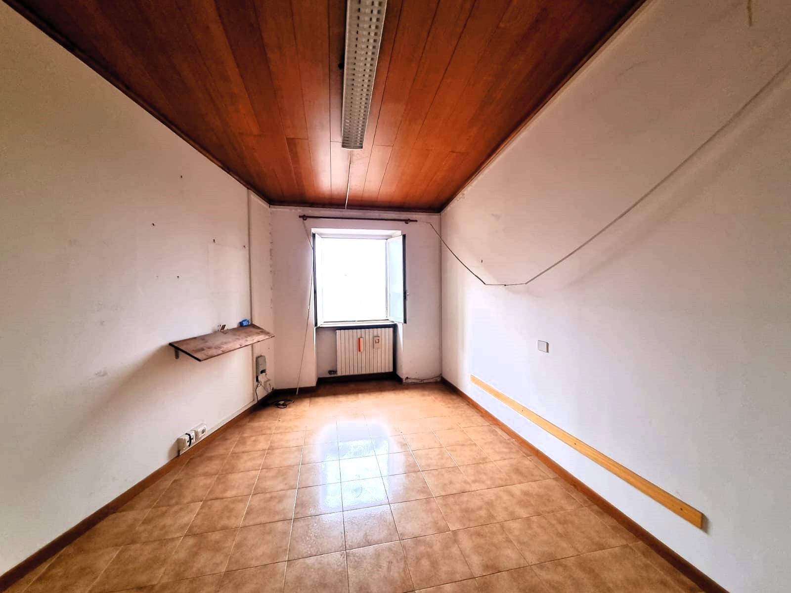 Appartamento in vendita a Caprarola, Centro storico