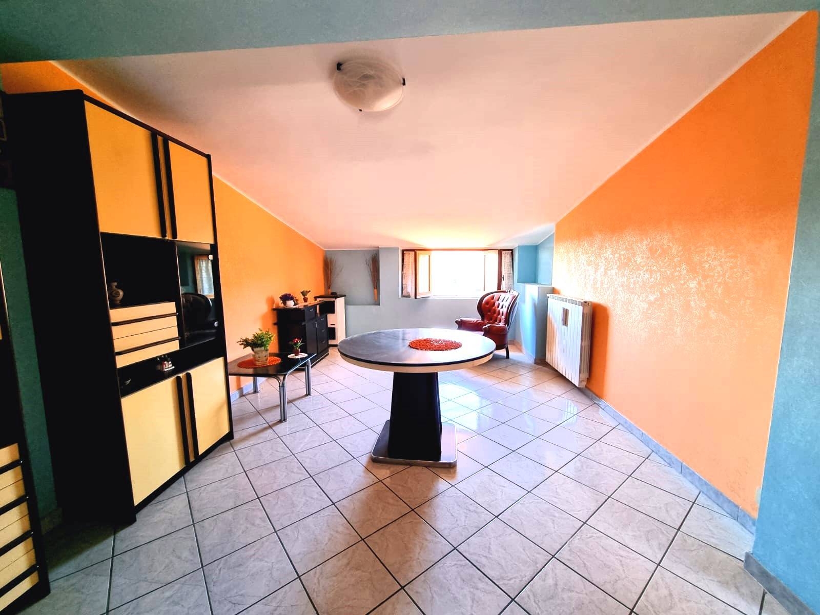 mansarda in vendita a Caprarola, Localit Paradisa