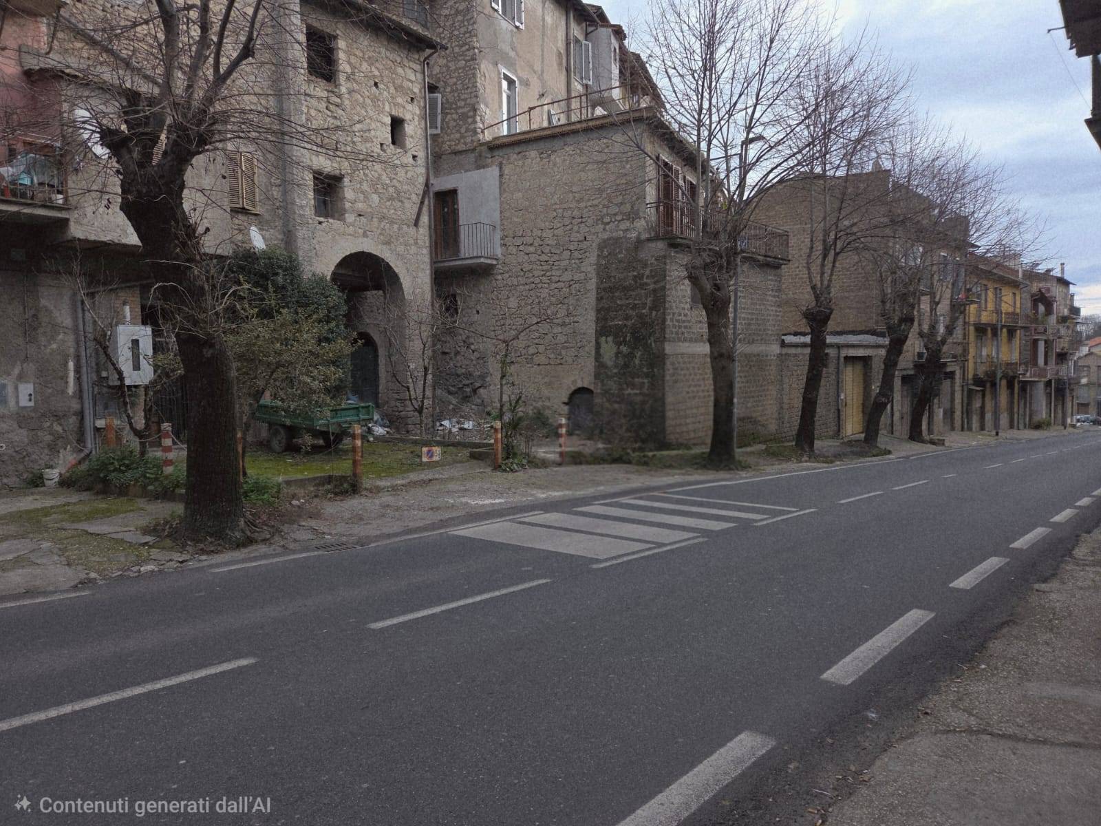 magazzino in vendita a Carbognano