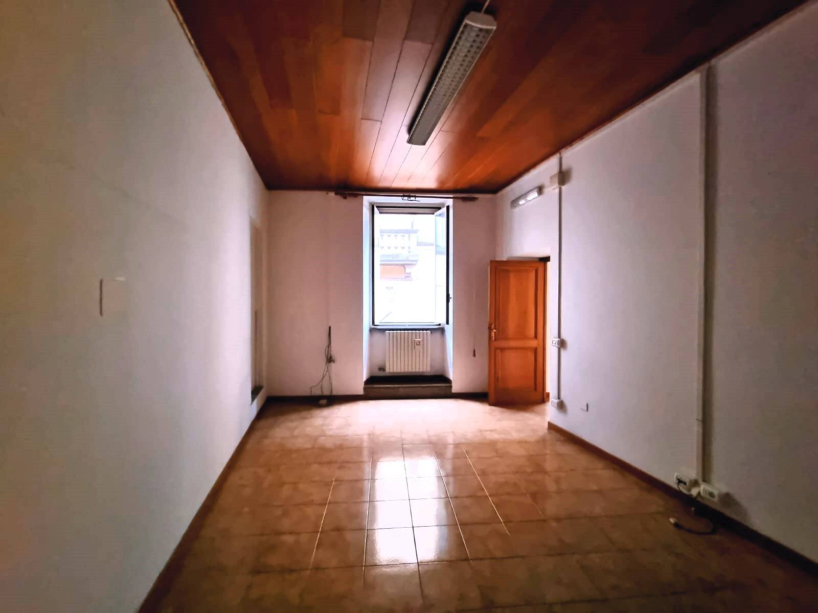 Appartamento in vendita a Caprarola, Centro storico